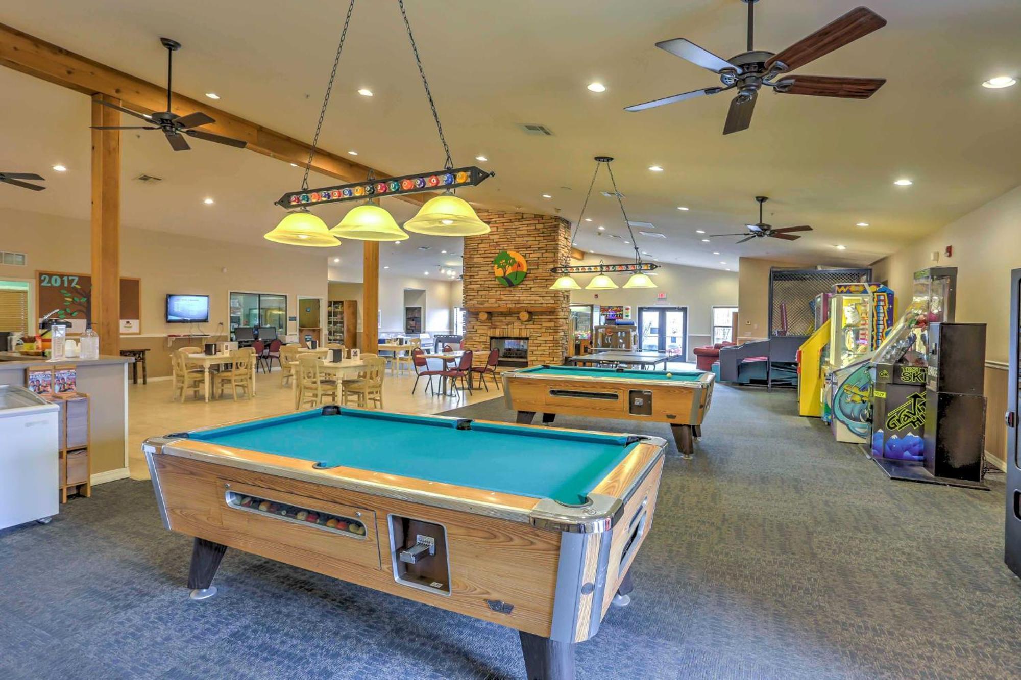 Ground-Floor Branson Condo With Community Perks ภายนอก รูปภาพ